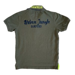Melby “Urban Jungle Surfers” collared olive army green s/s polo shirt boys sz 5